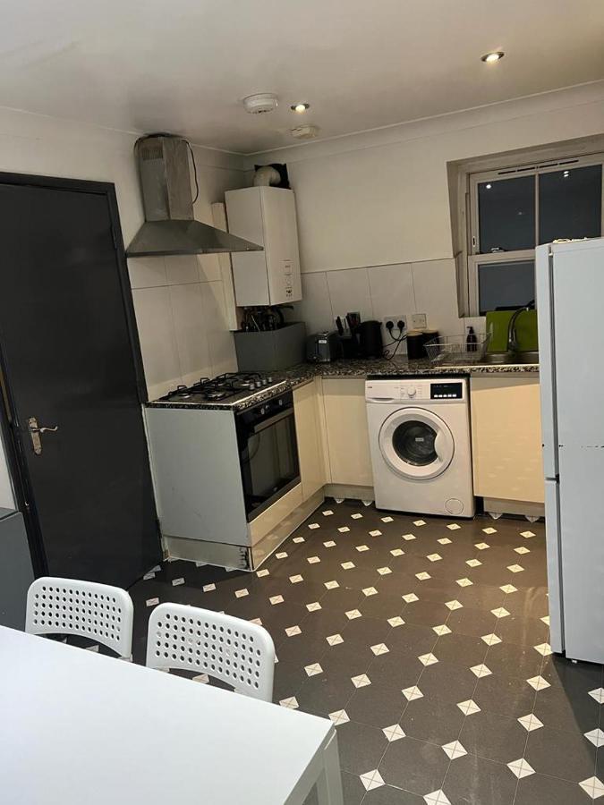 لندن 3 Bedroom Flat In King'S Cross, St Pancras'S. 8 People المظهر الخارجي الصورة