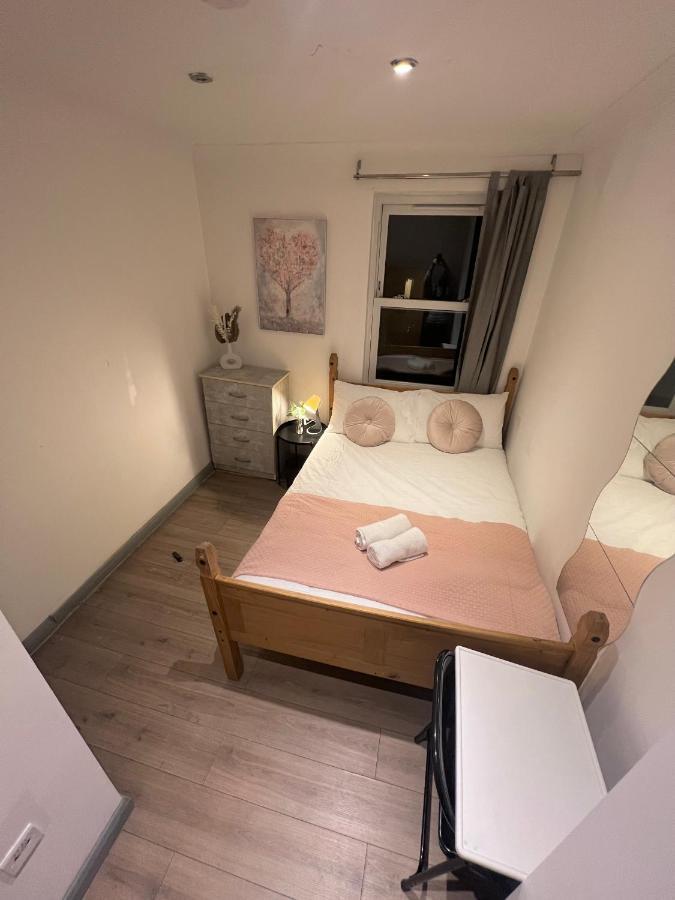 لندن 3 Bedroom Flat In King'S Cross, St Pancras'S. 8 People المظهر الخارجي الصورة